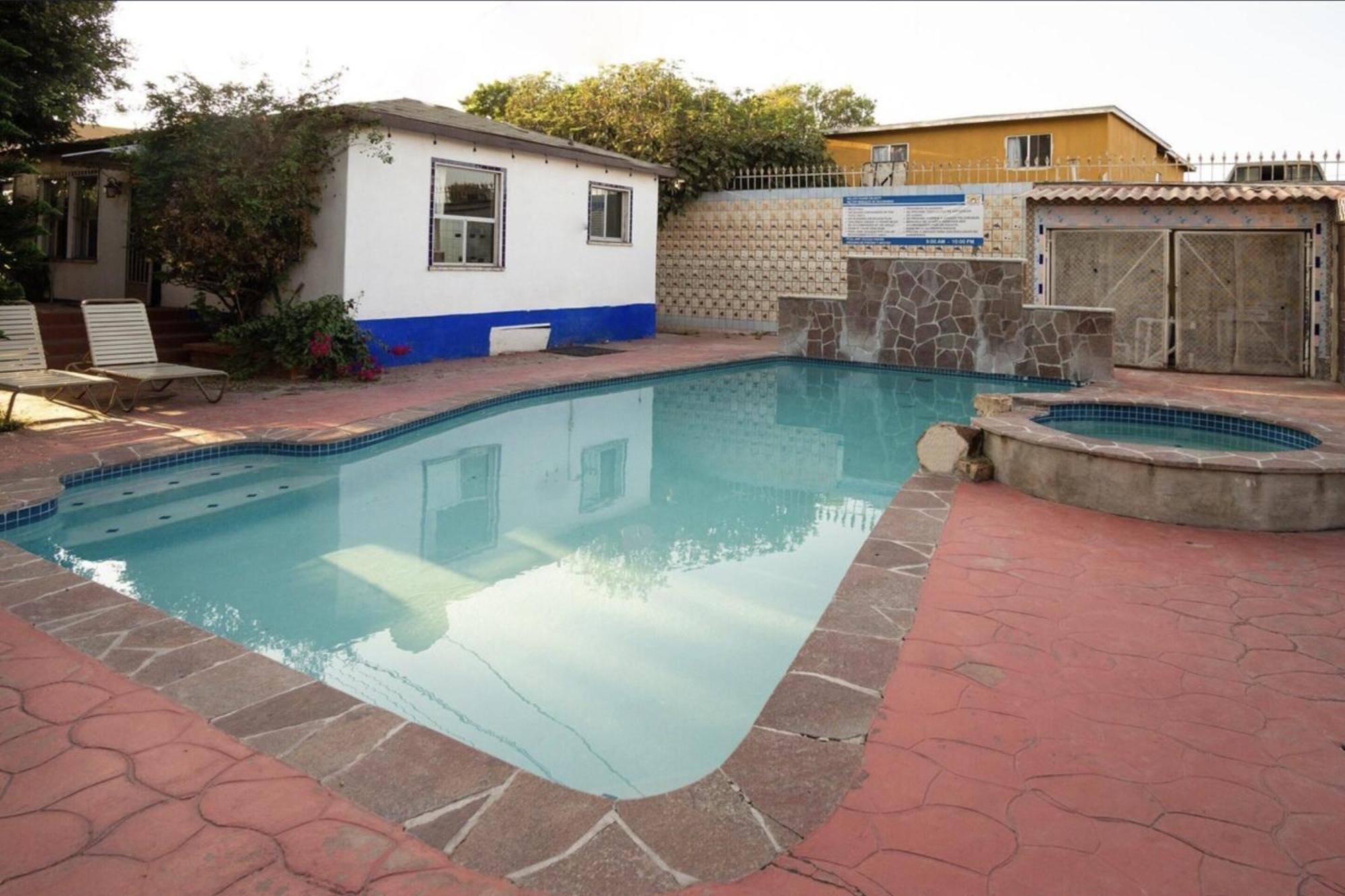 Hacienda Corteza Hotel Rosarito Exterior photo